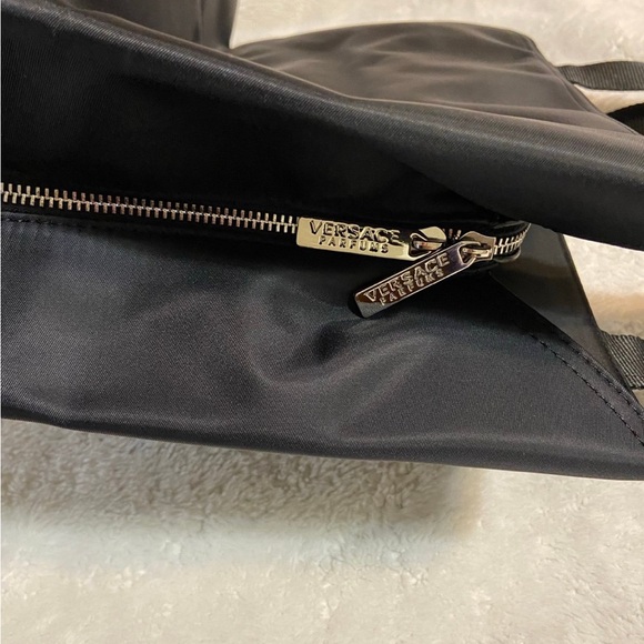 Versace Zip Tote Shopper Shoulder Crossbody Bag - Picture 6 of 8